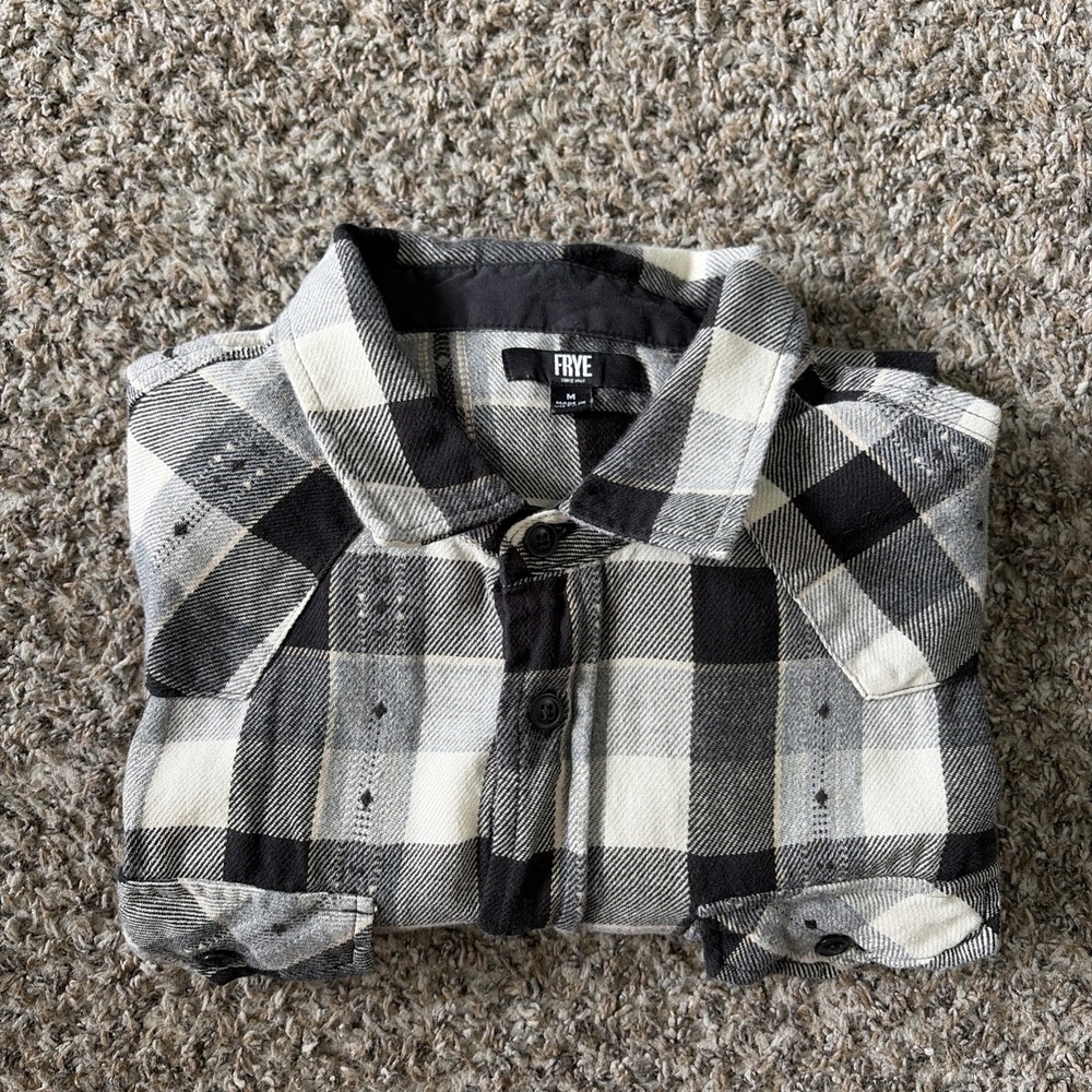 Frye Women's Size Medium Button Up Flannel Shirt Black Gray Plaid Grunge